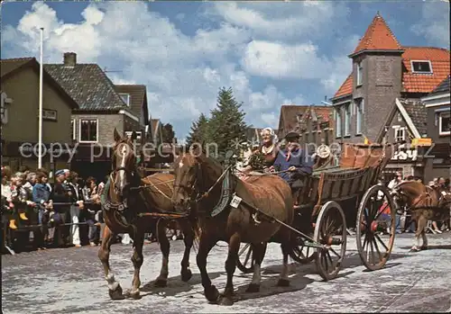 Schagen Niederlande Westfriesche Markt Pferdewagen Kat. Niederlande