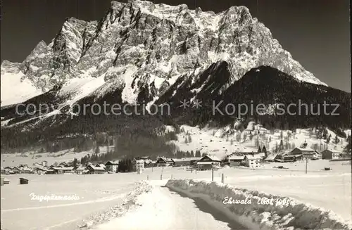 Ehrwald Tirol Winterpanorama mit Zugspitzmassiv Wettersteingebirge / Ehrwald /