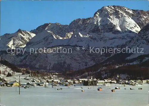 Ehrwald Tirol mit Mieminger Bergen