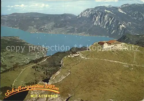 Schafberg Attersee mit Berghotel Schafbergspitze und Schutzhuette Himmelspforte Fliegeraufnahme