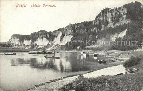 Bastei Saechsische Schweiz Uferpartie an der Elbe Elbsandsteingebirge Kat. Rathen Sachsen