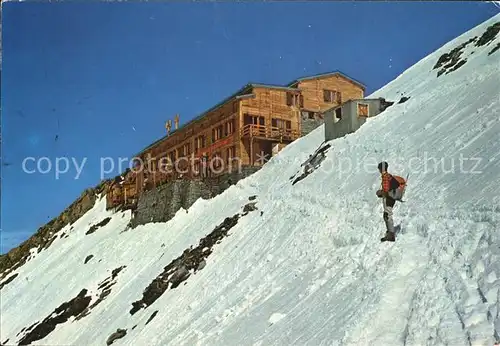 Gressoney La Trinite Monte Rosa Capanna Giovanni Gnifetti 