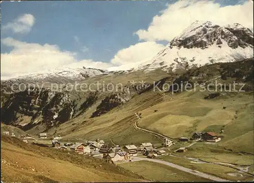 Zuers Vorarlberg mit Rifikoepfe und Rifispitze Kat. Lech