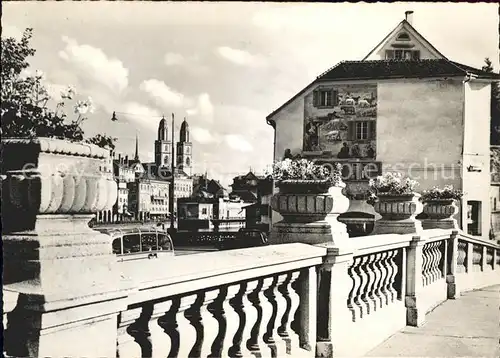 Zuerich Uraniabruecke mit Grossmuenster / Zuerich /Bz. Zuerich City