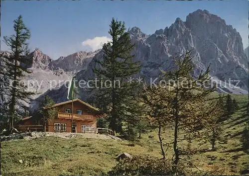 Tuerlwandhuette mit Hunerkogel und Tuerlspitze Dachsteingebirge Kat. Ramsau am Dachstein