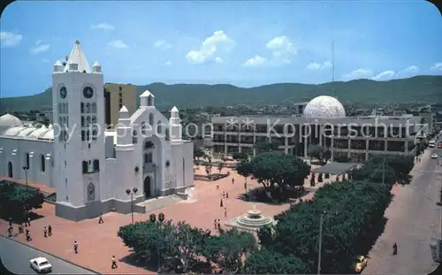 Tuxtla Gutierrez Catedral y Palacio Legislativo Kat. Tuxtla Gutierrez