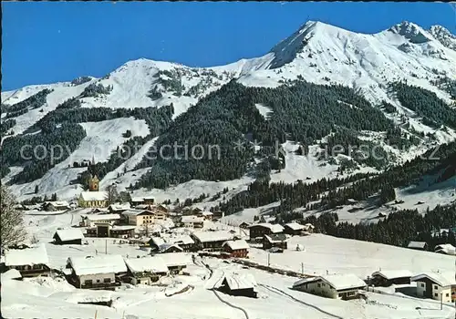 Mittelberg Kleinwalsertal mit Kuhgehrenspitze und Hammerspitze Kat. Oesterreich