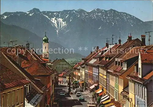 Murnau Obermarkt mit Mariensaeule gegen Estergebirge Kat. Murnau a.Staffelsee