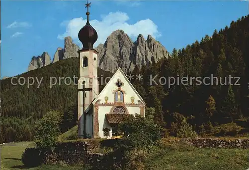 Villnoess Kirche St. Johann Dolomiten Kat. Bozen Suedtirol