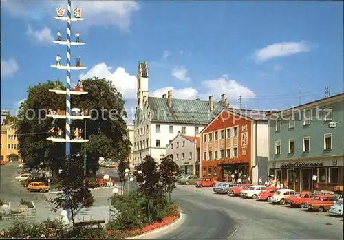 Grafenau Niederbayern Stadtplatz mit Rathaus Kat. Grafenau