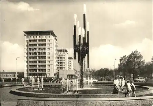 Halle Saale Roehrenbrunnen Hochhaeuser Leninallee Kat. Halle