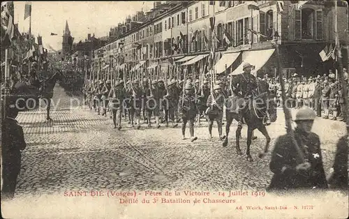 Saint Die des Vosges Militaerparade Kat. Saint Die des Vosges