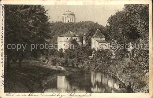 Kelheim Blick von der kleinen Donaubruecke zur Befreiungshalle Kat. Kelheim Donau