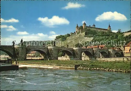 Wuerzburg alte Mainbruecke und Festung Marienberg Kat. Wuerzburg