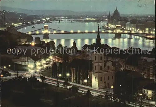 Budapest Blick von Buda auf Donaubruecken bei Nacht Kat. Budapest