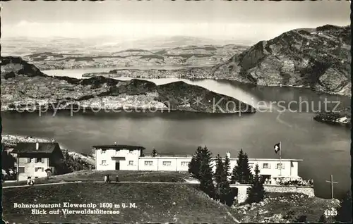 Klewenalp Bahnrestaurant mit Vierwaldstaettersee