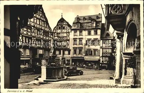 Bernkastel Kues Mosel Fachwerk Brunnen Kat. Bernkastel Kues