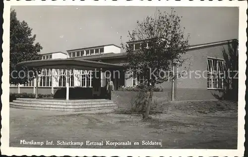 Harskamp Inf. Schietkamp Eetzaal Korporaals Soldaten