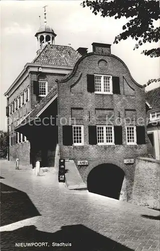 Nieuwpoort Molenwaard Stadhuis