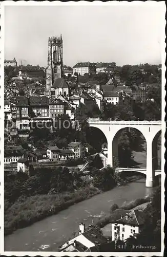 fr Vue generale avec Cathedrale