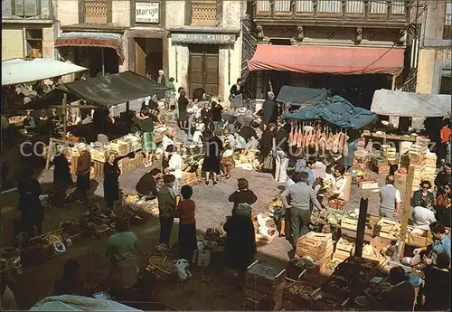 Llanes Dia de Mercado