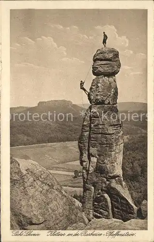 Klettern Bergsteigen Barbarine Pfaffenstein Saechsische Schweiz  Kat. Bergsteigen