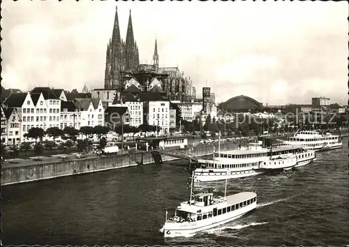 Motorschiffe Koeln Rheinufer Dom  Kat. Schiffe