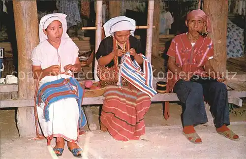 Handarbeit Naehen Karen Women sewings Bags Old Chiengmai Cultural Center  Kat. Handarbeit