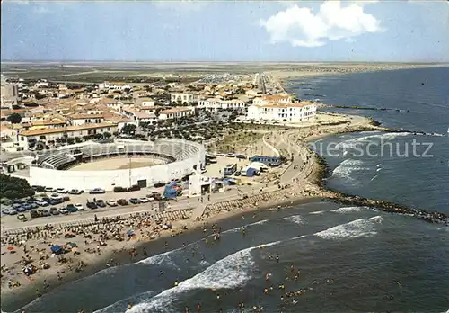 Les Saintes Maries de la Mer Fliegeraufnahme Les Arenes et la Plage