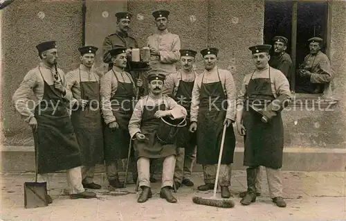 Muenchen Gruppenbild Uniformen Militaer Kat. Muenchen