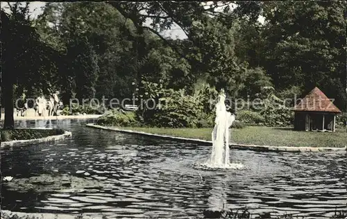 Ruesselsheim Main Stadtpark Fontaene Kat. Ruesselsheim