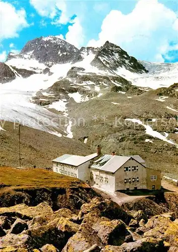 Wiesbadener Huette mit Piz Buin Silvretta Kat. Partenen Montafon