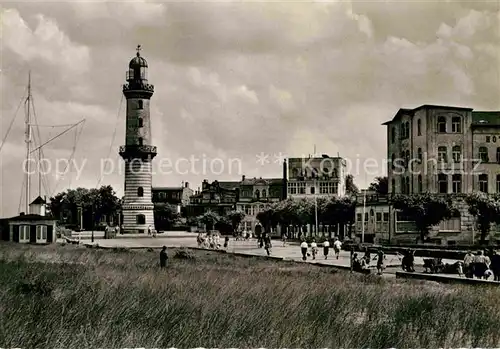 Warnemuende Ostseebad Promenade mit Leuchtturm Kat. Rostock