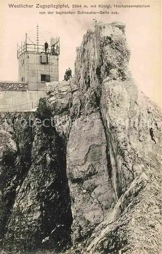 Zugspitze mit Hochobservatorium Muenchner Haus Kat. Garmisch Partenkirchen