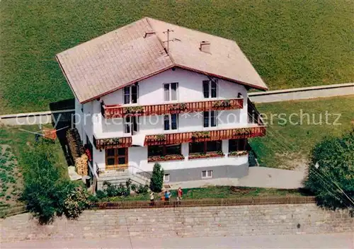 Jerzens Gaestehaus Claudia Fliegeraufnahme Isalbella Grutsch Kat. Jerzens