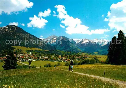 Oberstdorf mit Kegelkopf Krottenkopf Fuerschiesser und Kratzer Kat. Oberstdorf