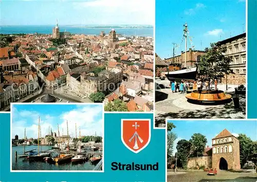 Stralsund Mecklenburg Vorpommern Blick von St Marien Kutter Museum fuer Meereskunde und Fischerei Hafen Kniepertor Kat. Stralsund