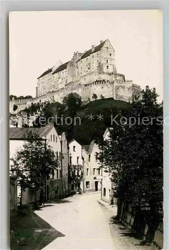 Burghausen Salzach Ortspartie mit Burg Kat. Burghausen