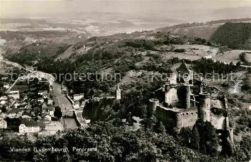 Vianden Panorama mit Burg