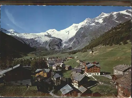 AK / Ansichtskarte Saas Fee mit Allalinhorn Feegletscher Alphubel Taeschhorn Dom und Lenzspitze Kat. Saas Fee