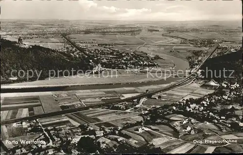 AK / Ansichtskarte Porta Westfalica Fliegeraufnahme / Porta Westfalica /Minden-Luebbecke LKR