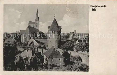 AK / Ansichtskarte Tangermuende Turm Kirche Kat. Tangermuende