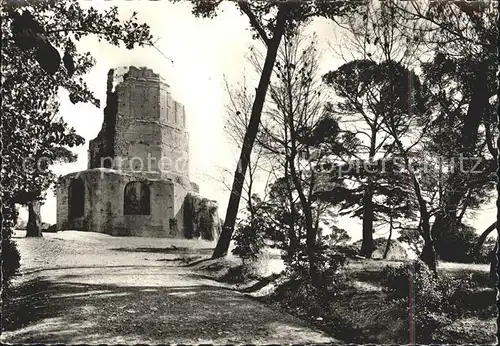 AK / Ansichtskarte Nimes Tour Magne Monument romain Kat. Nimes