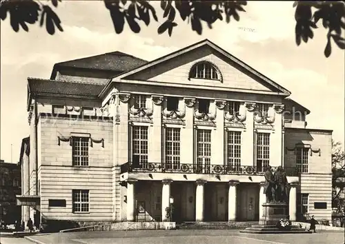 AK / Ansichtskarte Weimar Thueringen Deutsches Nationaltheater Denkmal Kat. Weimar