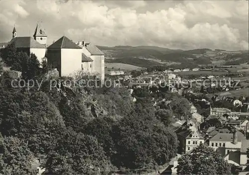 AK / Ansichtskarte Vimperk V udoli ricky Velynky nad niz se na skalnim ostrohu tyci stary zamek Kat. Winterberg