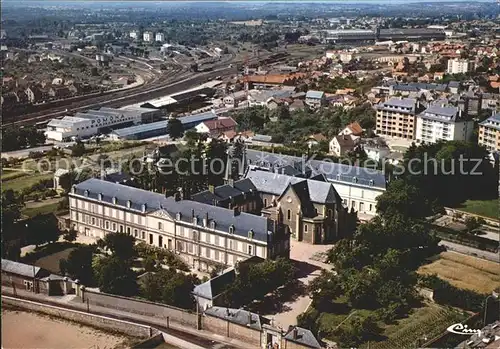 AK / Ansichtskarte Nevers Nievre Couvent St Gildard vue aerienne Kloster Kat. Nevers