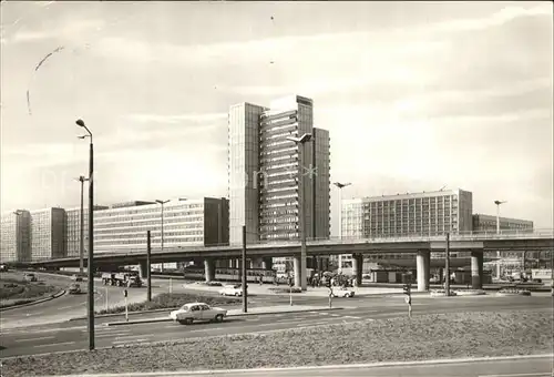 AK / Ansichtskarte Halle Saale Ernst Thaelmann Platz / Halle /Halle Saale Stadtkreis