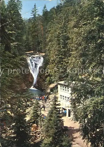 AK / Ansichtskarte Szklarska Poreba Schreiberhau Wodospad Szklarki i schronisko PTTK Kochanowka Wasserfall Gasthaus / Polen /