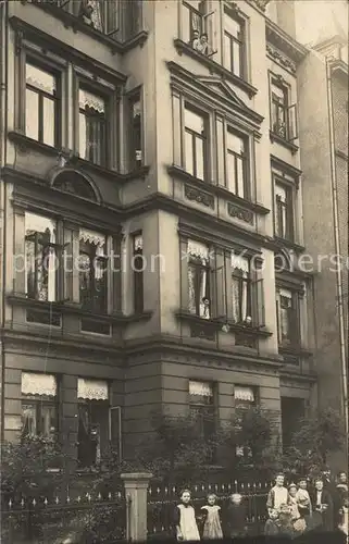 AK / Ansichtskarte Hannover Wohnhaus Familienfoto Kat. Hannover