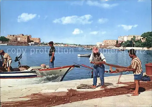 AK / Ansichtskarte Brindisi Lungomare Casale e Castello Medioevale Kat. Apulien